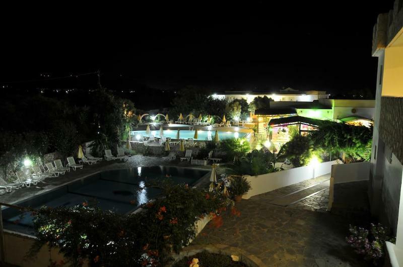 Fili Hotel Apartments Tigkaki (Kos) Exterior foto